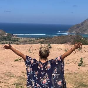 Meet your Posher, Ames